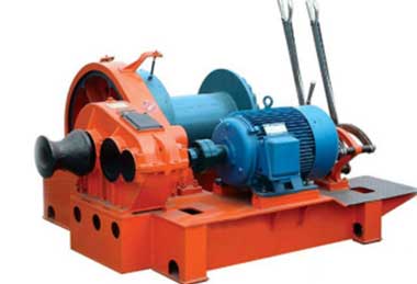 Double drum winch for piling