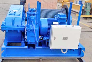 Variable speed winch