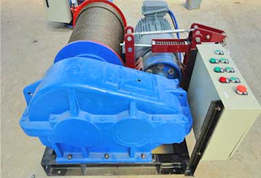 Variable speed winch