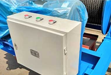 Variable speed winch