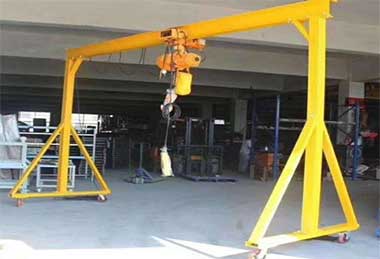 Small portable gantry crane for sale