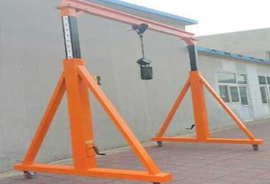 Small portable gantry crane for sale