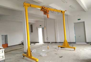 Small portable gantry crane for sale