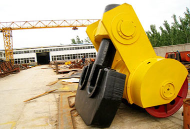 Heavy Duty Crane Hook with Double hook Design
