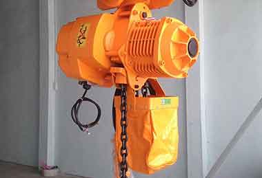 Hook suspension chain hoist
