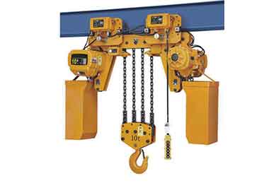 Low profile chain hoist