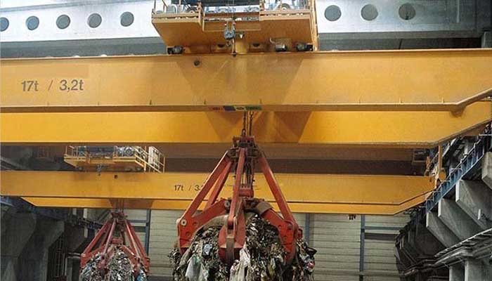 Automatic cranes