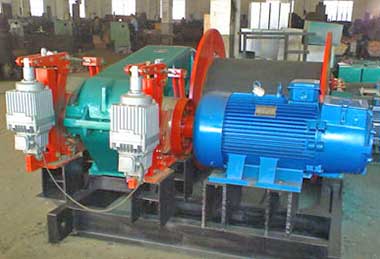 High speed winch