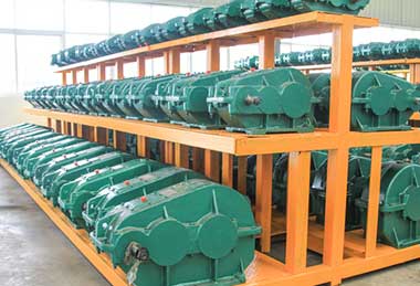 Overhead crane and gantry crane gearbox and reducer