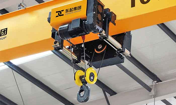 Electric wire rope hoist for sale at good hoist price