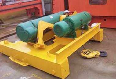 Double girder hoist trolley with dual rope hoists Double girder hoist trolley with dual rope hoists