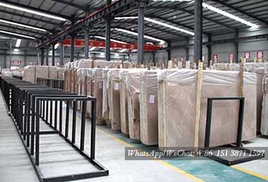 Overhead travelling crane for indoor stone handling