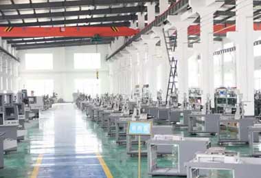 Single girder overhead crane for CNC mills 