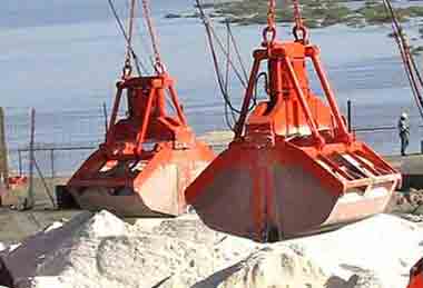 Single rope grab bucket for bulk material handling 