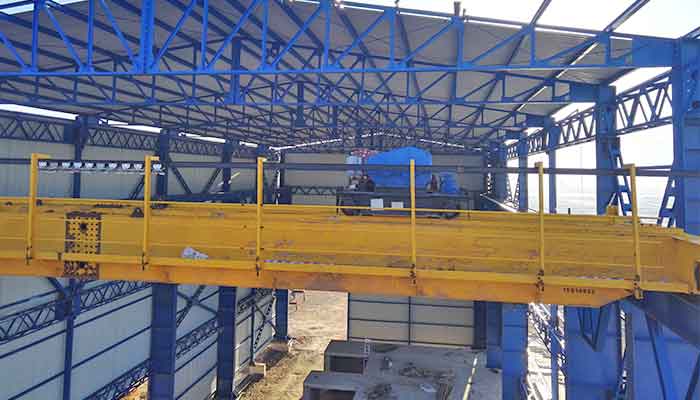 Double girder overhead travelling crane with open winch for sale Algeria