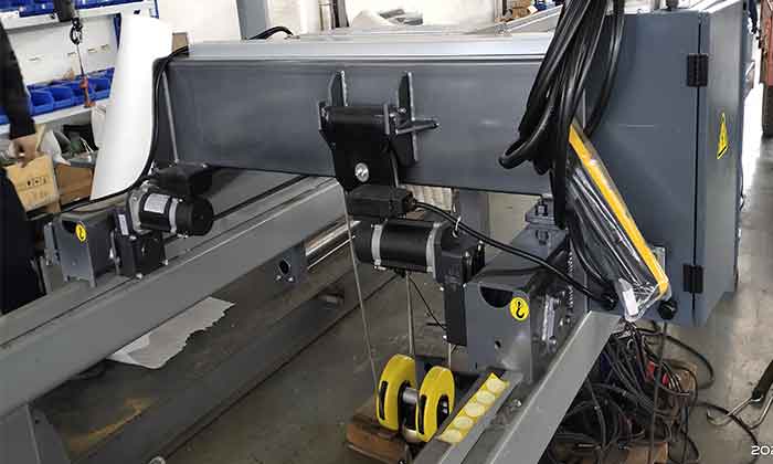 Double girder hoist trolley for low headroom overhead crane 5 ton for sale Argentina Double girder hoist trolley for low headroom overhead crane 5 ton for sale Argentina