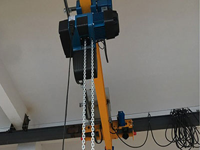 Electric Chain Hoist: