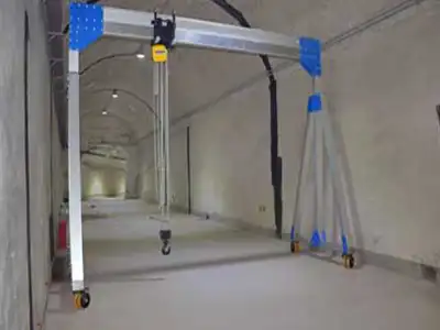 LT1: Aluminum Gantry Rolling Crane with Fixed Span and Height 5 Ton