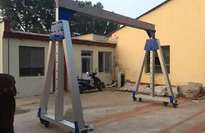 Height Adjustable Aluminum Gantry Cranes 5 ton 