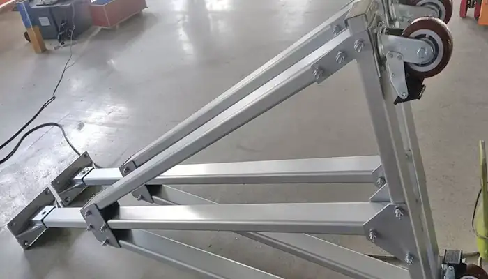 Ground beam and rollers of aluminum portable gantry crane 1 ton
