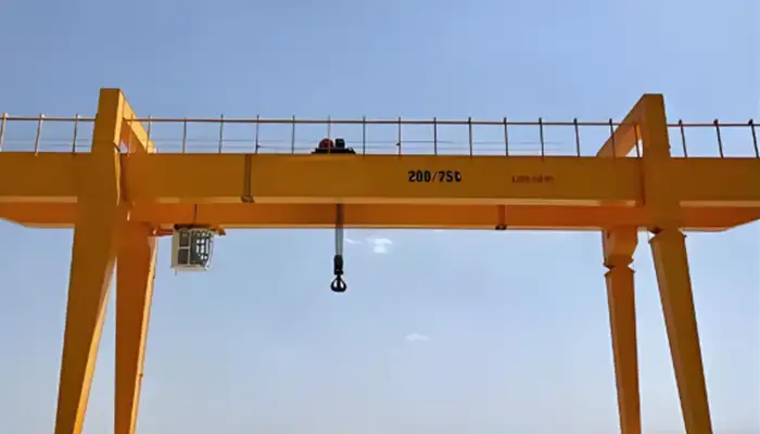 200/75 ton gantry crane with two hook, 200 ton main hook and auxiliary hook 75 ton  200/75 ton gantry crane with two hook, 200 ton main hook and auxiliary hook 75 ton