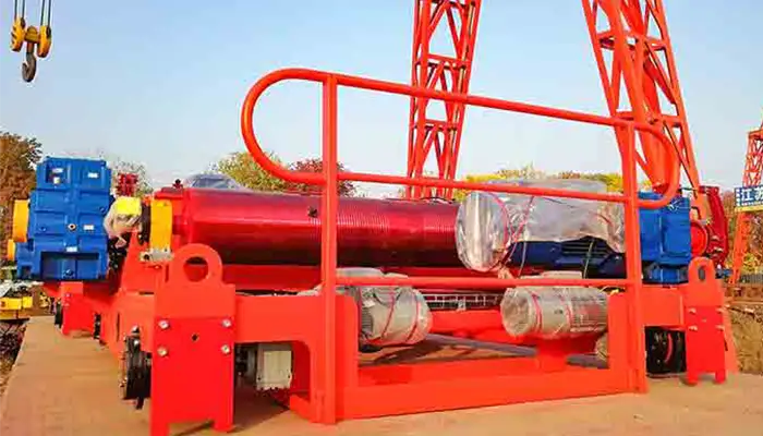 Open winch hoists  Open winch hoists