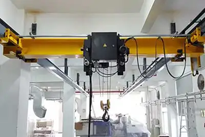 European style under running overhead crane