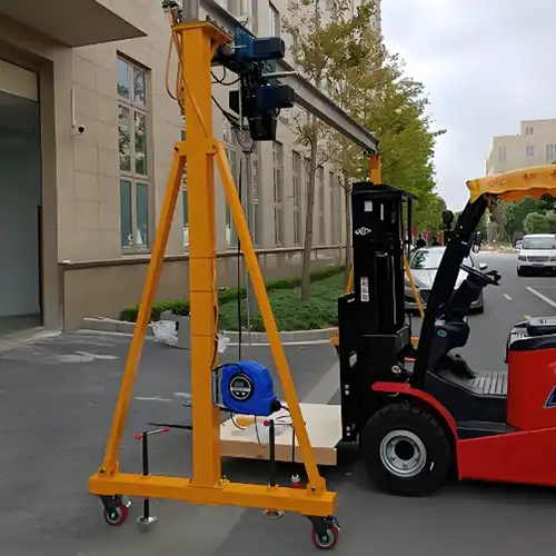 Adjustable Portable Gantry Crane 3 Ton Winch Type