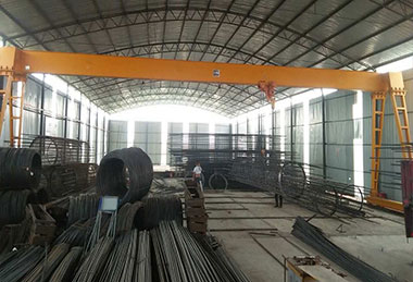 Electric chain hoist crane, gantry crane design  Electric chain hoist crane, gantry crane design