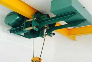Cd/md wire rope hoist low headroom crane system
