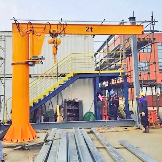 Pillar jib crane for indoor and outdoor material handling and machinery maintenance