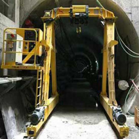 Gantry crane Tunnel gantry crane for limited space application Gantry crane Tunnel gantry crane for limited space application