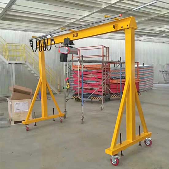 Small portable gantry crane