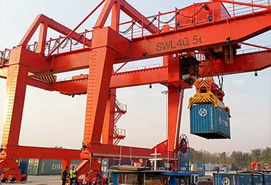 Rail mounted gantry crane for container handling with capacity of 40.5 ton 
