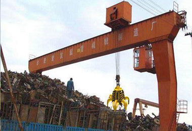  L leg siingle beam gantry crane with grab for wastes handling 