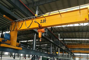 180 degree Rotating jib crane with wall travelling jib design