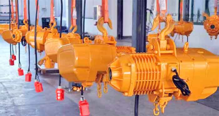 Pendant-Controlled Portable Electric Hoists: Pendant-Controlled Portable Electric Hoists: