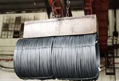 Lifting electromagnet