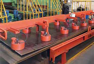 Lifting electromagnet