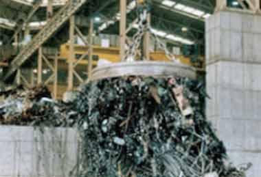 Lifting electromagnet