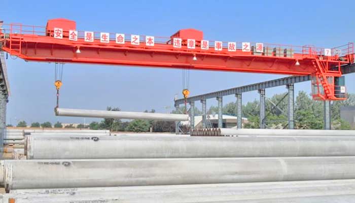Material handling cranes for cement,concrete & precast yard