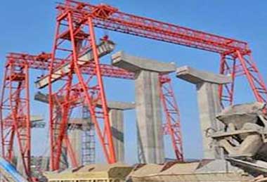 Industrial cranes for construction and infrastructure