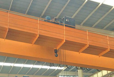 Industrial cranes for metal processing