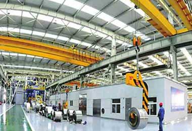 Industrial cranes for metal processing