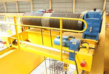 European style open winch for overhead travelling crane  European style open winch for overhead travelling crane