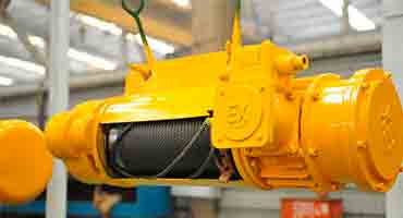 Single girder overhead crane with fem standard hoist