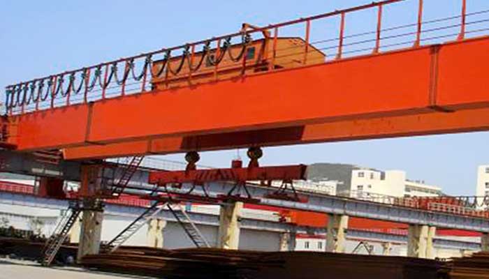 Double girder eot crane with parallel handing beam 