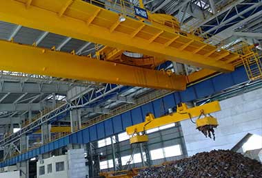 Vertical magnetic beam double girder eot crane