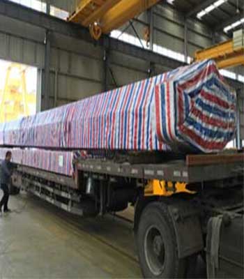 Factory loading of 32 m length beam of gantry crane
