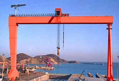 Box type double girder goliath crane for shipbuidling yard